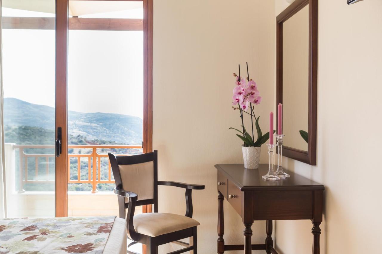 Luxury Panagia Willa *